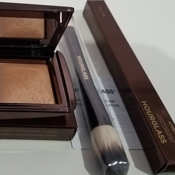 ⭐HOURGLASS SET Ambient Palette +2-Sided Brush $110 - Picture 6 of 16